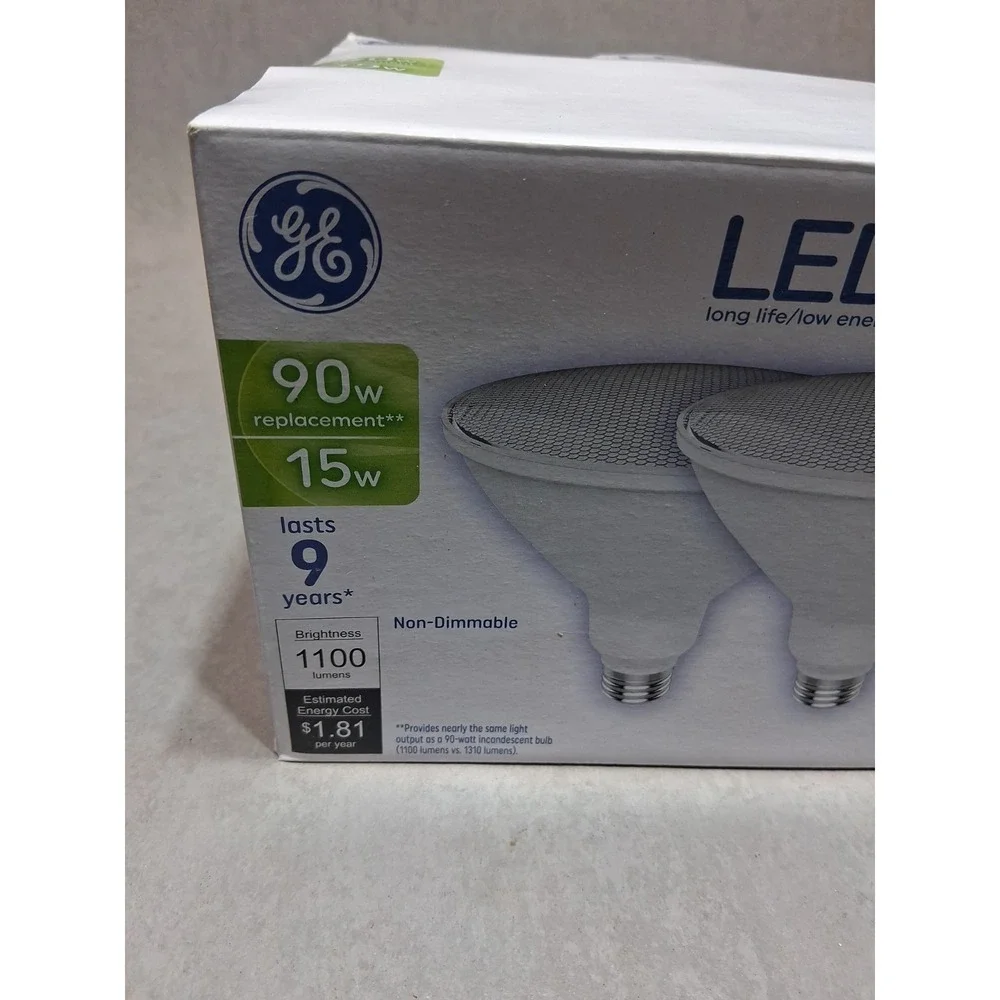 GE LED 15 w (90w Replacement) Long Life Outdoor Light Bulbs (WarmWhite- 2 Bulbs)